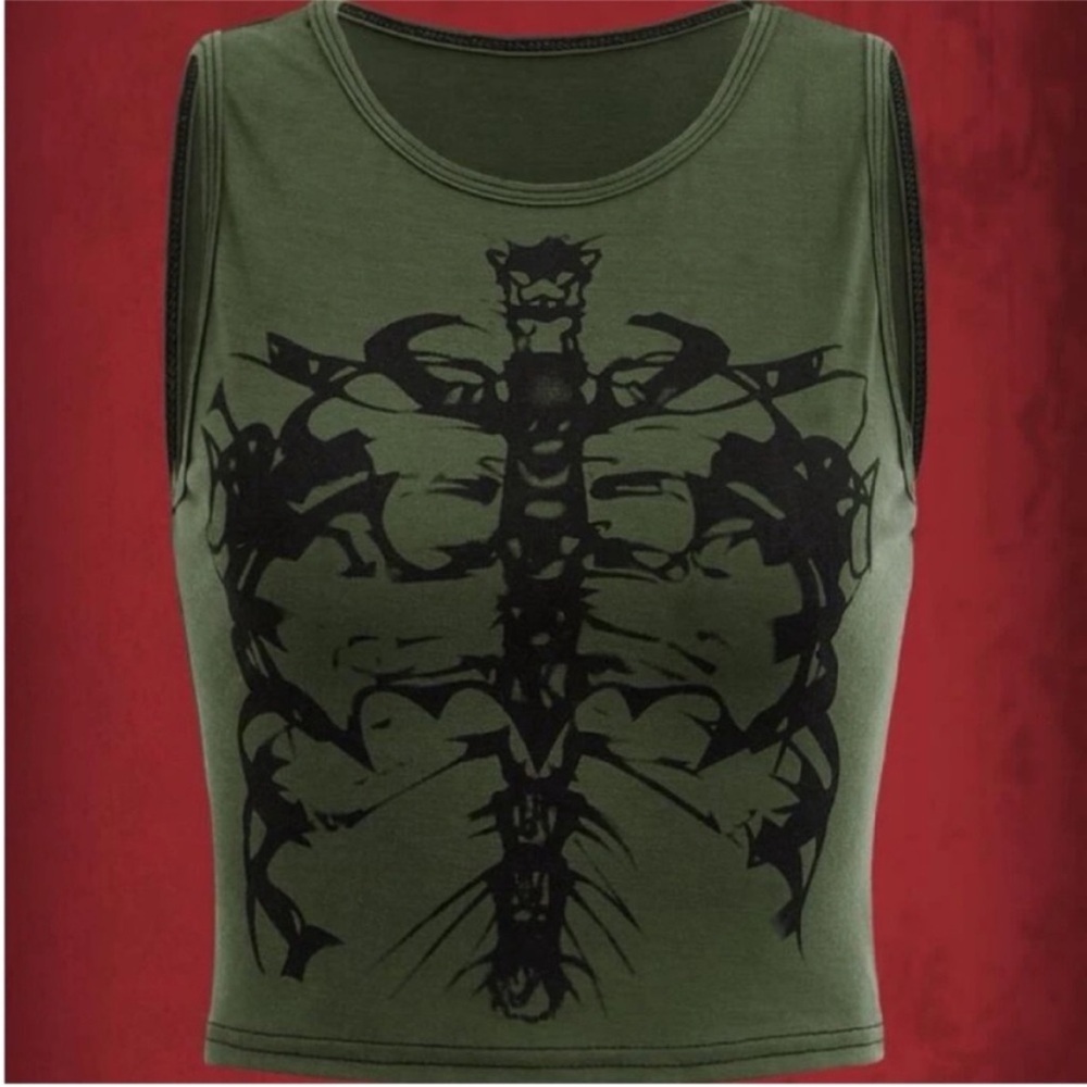 NWT L green Skelton rib crop top muscle tee Last 1! MOVING SALE!